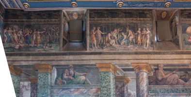 Saturn and Jupiter - Frieze : The toilet of Venus - Apollo braiding a nuptial crown