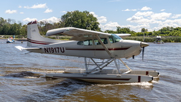 Cessna 185 N1917U