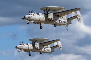 US Navy E-2C Hawkeye demo team VAW-120, 165812 & 165828