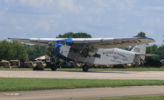 Ford 4-AT Trimotor