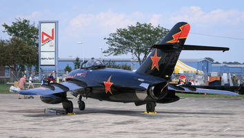 Mikoyan Gurevitch MiG-17T