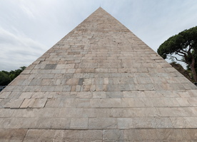 Pyramid of Cestius (1st BC)