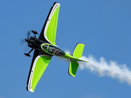 Philipp Steinbach flying the Gamebird GB-1