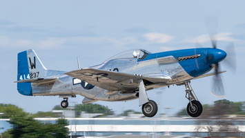 NAA P-51D Moonbeam McSwine 44-73656 N51VL