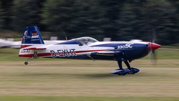 D-EXHT Extra 330SC c/n SC055