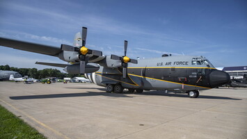 93-1456 Lockheed C-130H-3 382-5361 103rd AW CT ANG 