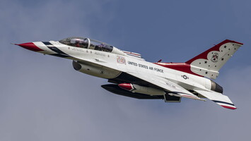 USAF Thunderbirds F-16D #8