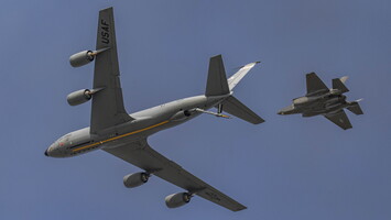 Wisconsin ANG A2A refuelling demo